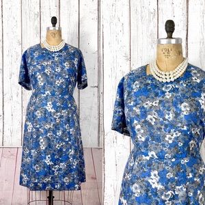 Rare plus size vintage dress